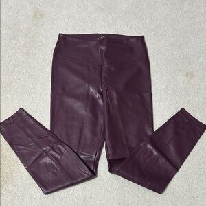 Women's Purple Leggings